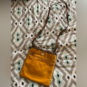Gold Michael Kors Crossbody Purse